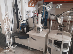 Electron Microscopes